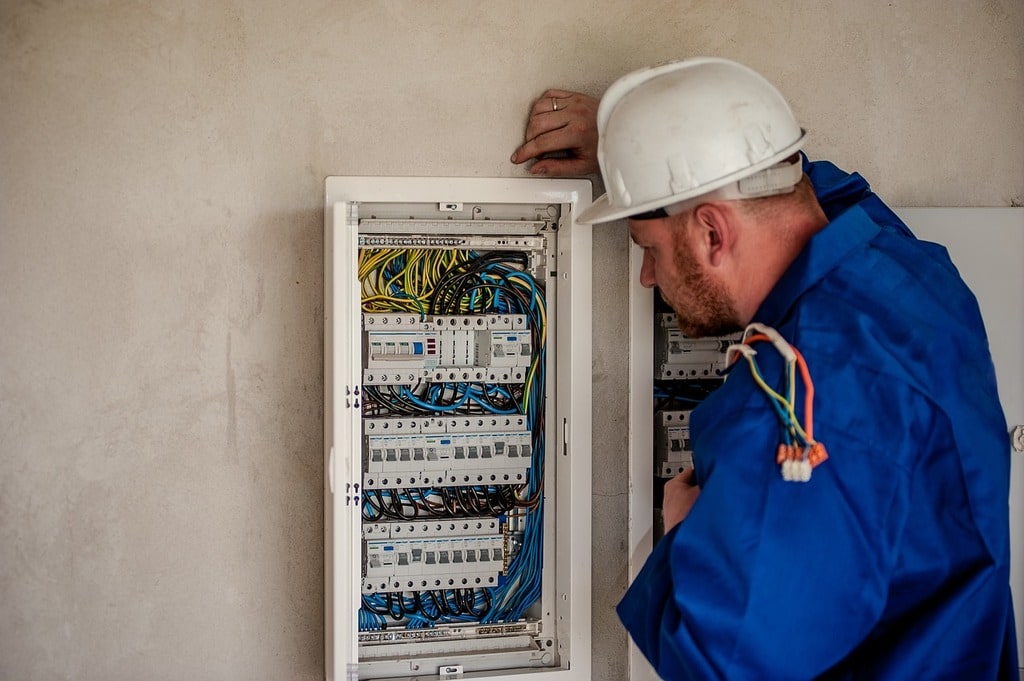 Trouver un électricien en Vendée pour ses besoins quotidiens